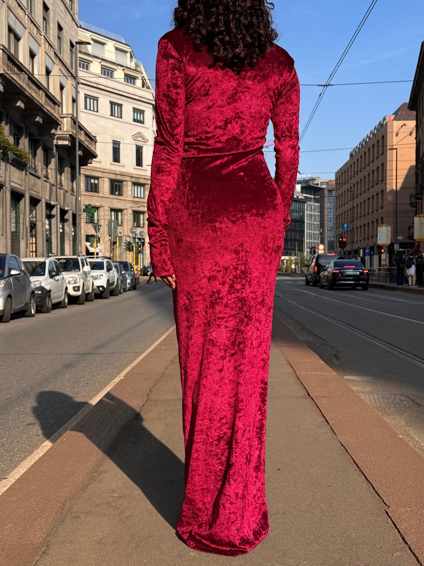 Abito lungo bordeaux in velluto con body