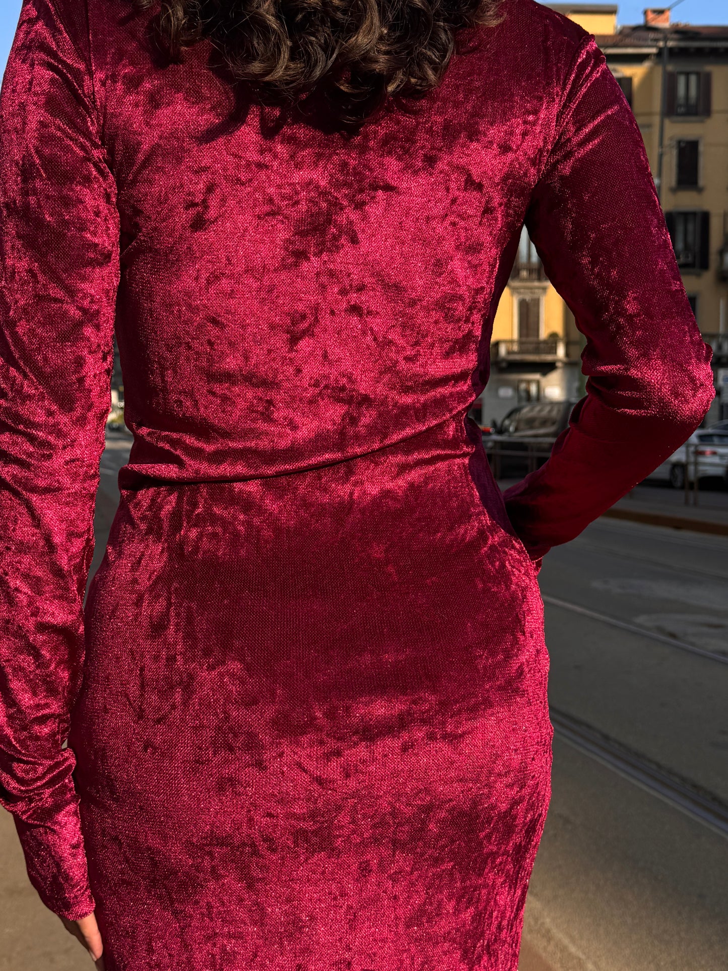 Abito lungo bordeaux in velluto con body