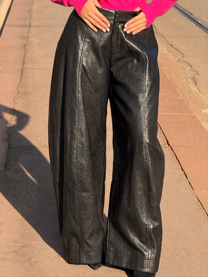 Pantaloni balloon effetto pelle lucida