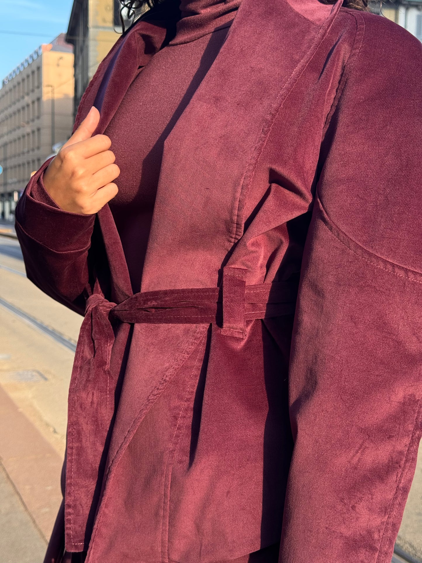 Giacca bordeaux in velluto con cintura