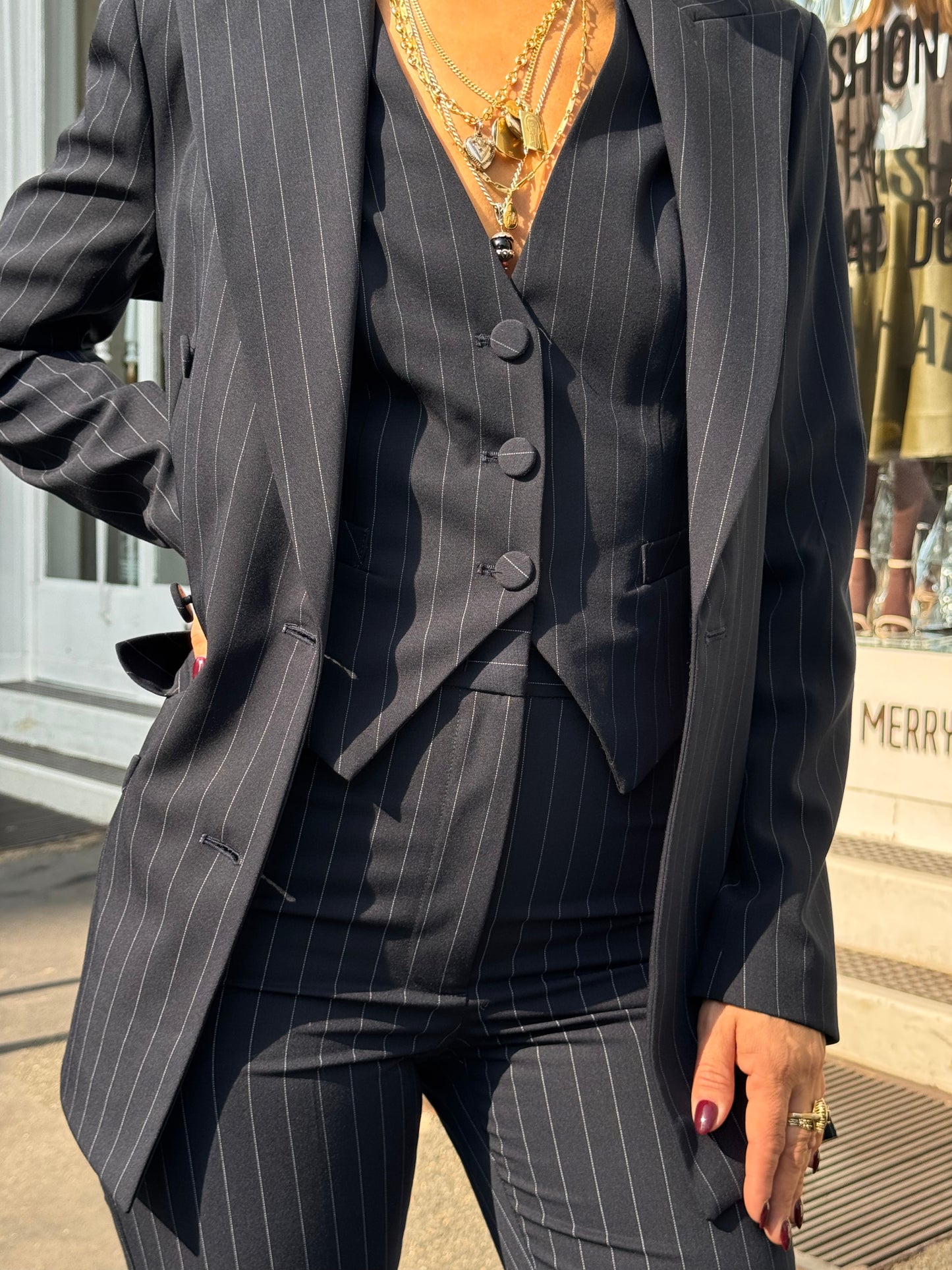 Tailleur blu gessato