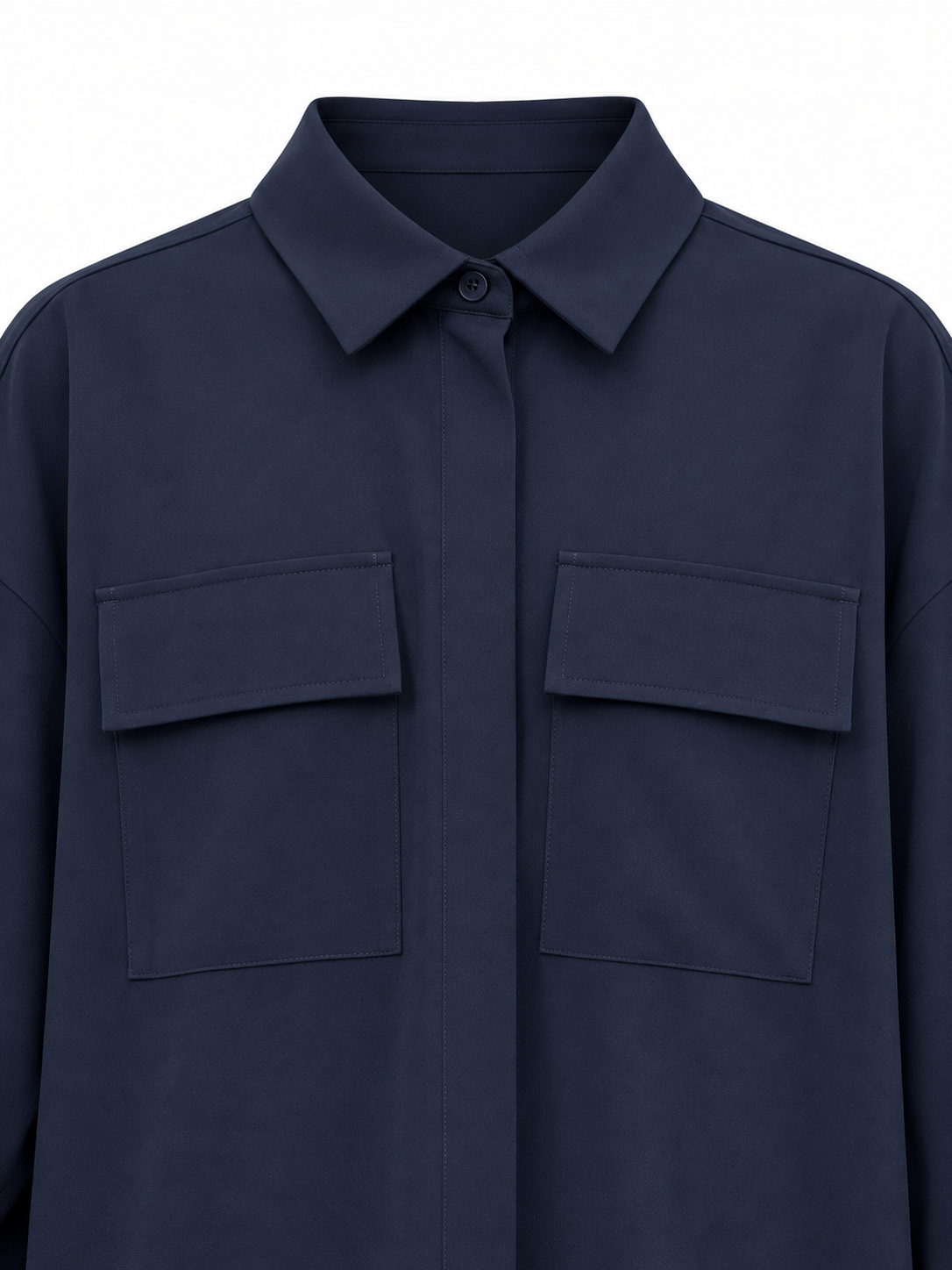 Camicia blu con tasche a pattina — colletto-tasche