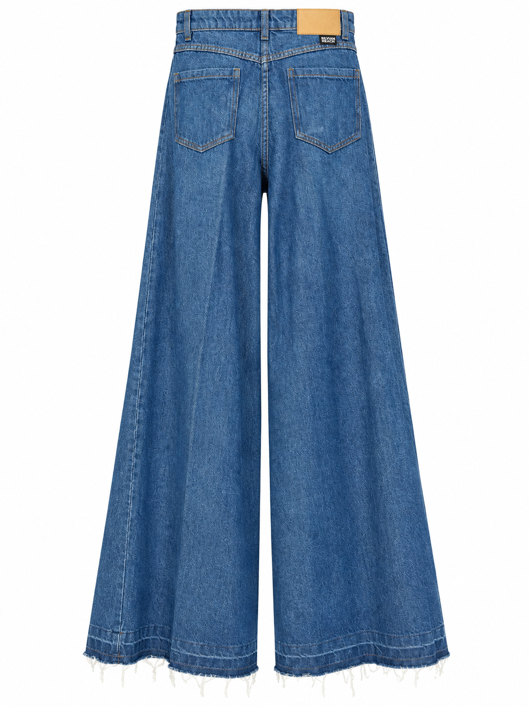 Jeans ampi con fondo sfrangiato - retro