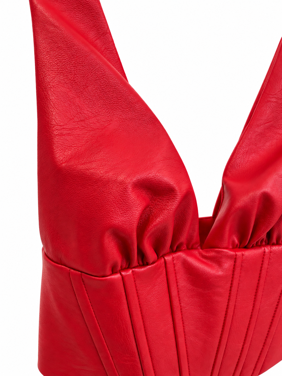 Top rosso in ecopelle con bustino - Dettaglio scollo e bustino